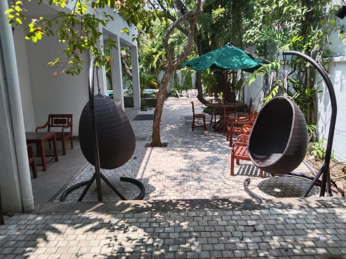 Ellen's Place Colombo Exterior foto