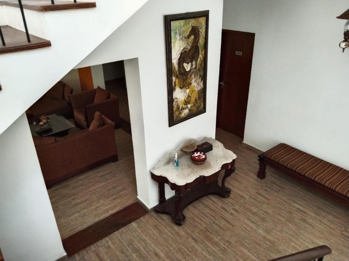 Ellen's Place Colombo Exterior foto